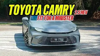 REVIEW: Toyota Camry 2.5 HEV - Fit for a Minister!