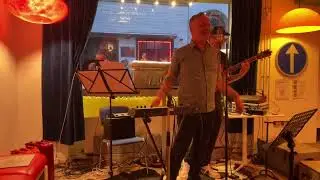 Markussen & Raabo - P&aring; en scene - live Kilogram 27. april 2023