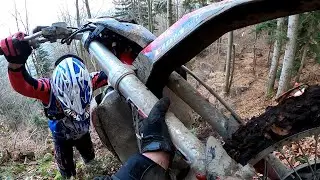 Najbrutalniejszy BŁOTNY Trawers, to był HORROR Enduro!