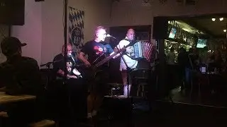 dSb at Gottscheerhall Oktoberfest