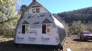 CABA&Ntilde;A OFF-GRID │Instalando la fachada Oriente. #Ep05