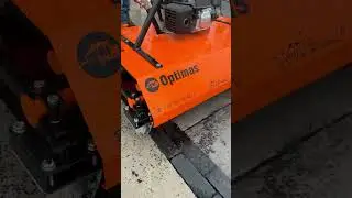 PAVER SWEEPER? !!! #landscapecontractor #pavers