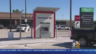Bank Error In Customers' Favor: ATM Gives Out $100s In Place of $10s