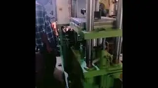 Rubber moulding machine