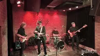 Alexander Dolgov &The Helluva Band 