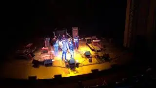 Ward Davis w/ Cody Jinks - Old Wore Out Cowboys
