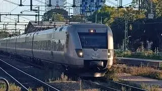 Dubbel kopplad SJ 3000 (X55) ankommer till G&auml;vle Centralstation 