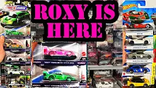 ROXY AND REXY ARE HERE! 2024 HOT WHEELS CAR CULTURE RACE DAY!  SHORT CARDS FOUND AND OPENED!