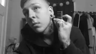 Ear Stretching 1 & 5/32