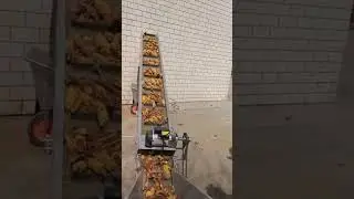 Light belt conveyor, upshifted side hopper, conveying bulk materials without leakage