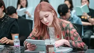 Yuna at the script reading for tvN's upcoming drama &lsquo;Undercover Miss Hong&rsquo;(EP.0)| #신유나 대본리딩 #언더커버미쓰홍