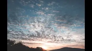 360&deg; Summit Adventure: Immersive Climbing Experience with Breathtaking Views