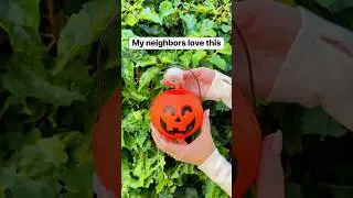 Use pumpkin buckets to create a fun light display for Halloween #halloweendecor #outdoorlights