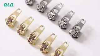 4#  YG slider, stainless steel material， 860pcs/kg,  brass color, 200 millions goods in stock now.