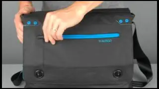 Altego&trade; Coated Canvas Cyan Laptop Messenger for Apple MacBook + iPad