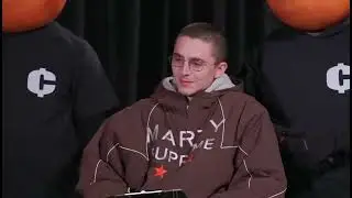 Timoth&eacute;e Chalamet reacting to someone Voguing in front of him: &ldquo;Received.&rdquo; 💅