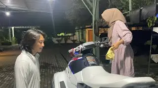 Tengah Malam Jadi Montir Jetski Lombok.