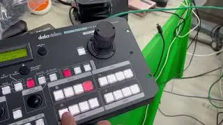 RMC-180 控制器真的很好用變焦運鏡 PTC-280 攝影機器人￼大大節省能力一位攝影師控制一堆攝影機超級方便