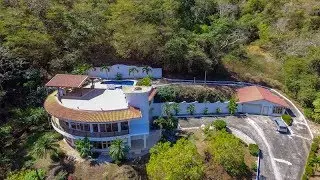 Casa Media Luna