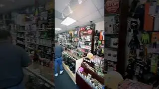 😱Did Know That You Can Buy CBD In A Store?🧐