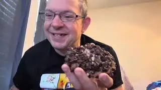 Sip & Snack: Strawberry Delight Cookie at Gideon&rsquo;s Bakehouse(9-7-24)
