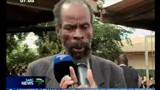 E Cape initiative gives learners school shoes