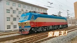 西局西段&ldquo;金刚王&rdquo;SS7D0001单机转线入库