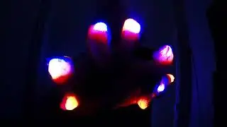 Seven Lions - worlds apart : Glove Light Show | @Ledgloves  | @WaveTutFamily