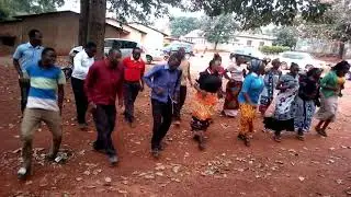 Safina kwaya KKKT Muheza wakiwa kwenye mazoezi ya nuimbo ya harusi