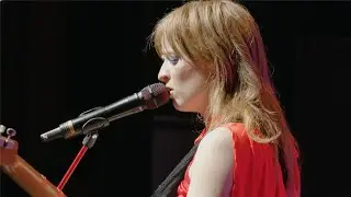 Orla Gartland - Everybody Needs A Hero (live in London)