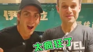 西安街头太夸张！百年美食一条街，两位老外彻底吃嗨了！（1） #老外在中国 #老外吃中餐 #外国人真会玩 #外国人在中国 #外国人吃中国美食