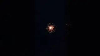 VARY BRIGHT RED STAR WITH PRIME IN 3 INCH SHELL FIREWORKS STAR TESTING #shorts #fireworks #pyro