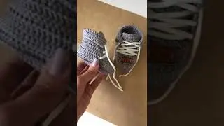 Baby Shoes Crochet Pattern - Two Tone Baby Boots - Easy  DIY Pattern