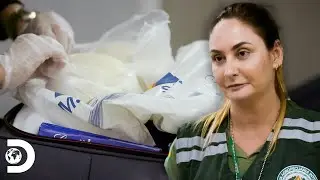 Passageiros perdem a paciência durante inspeções | Aeroporto - Área Restrita | Discovery Brasil