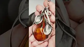 INCREDIBLE AMBER & STERLING PENDANT NECKLACE #vintage #amber #necklace #elegant #fashion #designer