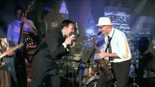 Medley: When You're smiling, C'&egrave; la luna, Oh Marie - Jumpin'up