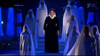 Глеб Матвейчук -автор, актер, певец- в образе Монсеррат Кабалье