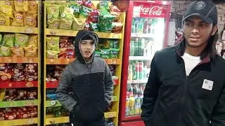 Mahad and Ayyaan ..Help kernay aye thay meriii shop pe.