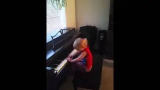 Emma plays let it go