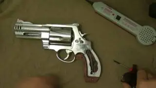 Tracking RFID your Guns Beware
