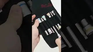 In a surface-preserving, compact and extremely robust textile box