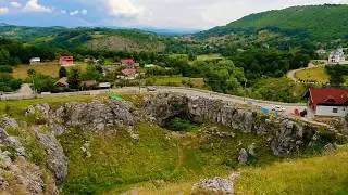 Descending to God's Bridge, Podul lui Dumnezeu, with funny goats, Ponoarele, Mehedinți