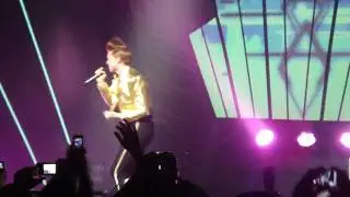 La Roux 