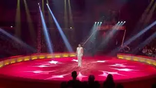 7 rackets at Circus Krone Bau