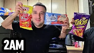 EATING SNACKS AT 2AM WITH A BEAUTIFUL LATINA