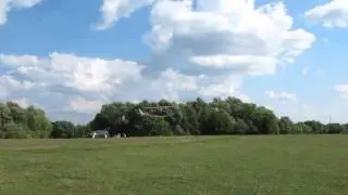 Agusta A-109 - Взлёт в сильный ветер.