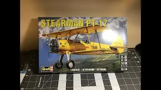 Revell Stearman PT-17 Unboxing