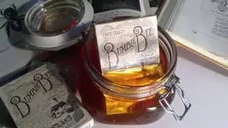 Bumblebee Playing Cards / Reviewed by @56Sealed / @ Hocus Pocus