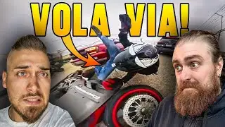 GLI TAGLIA LA STRADA E VOLA VIA DALLA MOTO!😱 - SPAVALD LATE MOTORShow