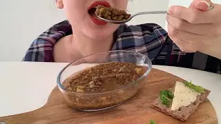 Asmr eating lentil stew + Swedish crisp bread | food mukbang| Eating food| Eating sounds no talking
